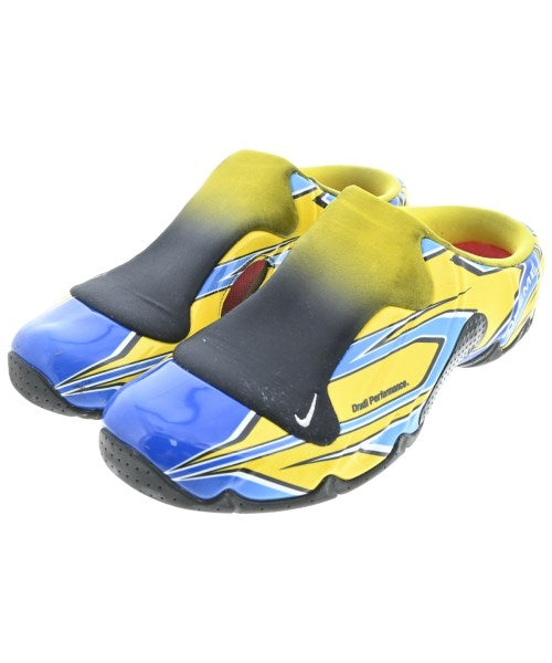 Supreme รองเท้าผ้าใบ