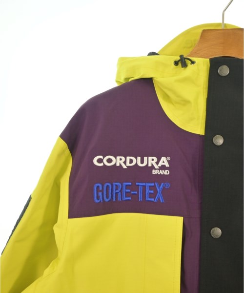 Supreme เสื้อพาร์กาภูเขา