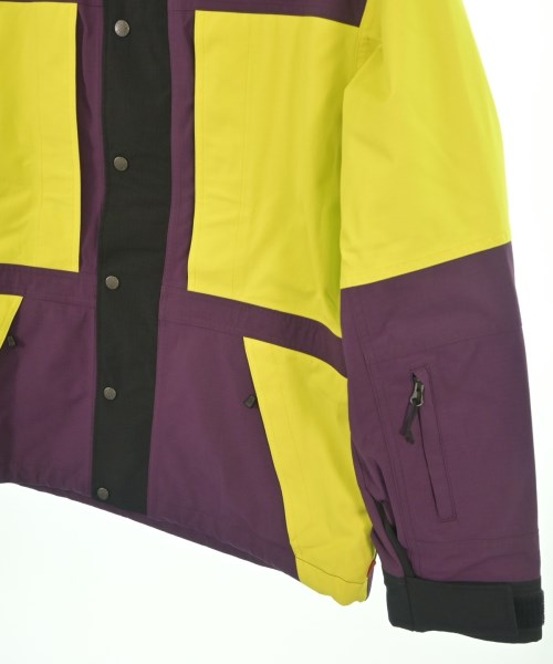 Supreme เสื้อพาร์กาภูเขา