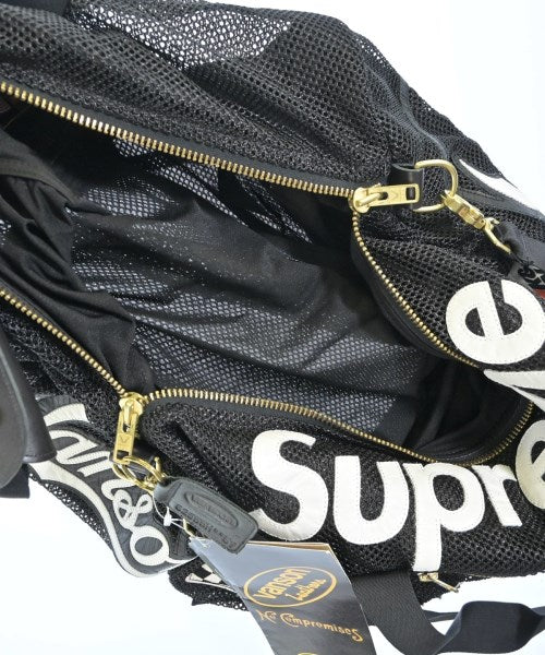Supreme กระเป๋าใส่อุปกรณ์ขนาดใหญ่