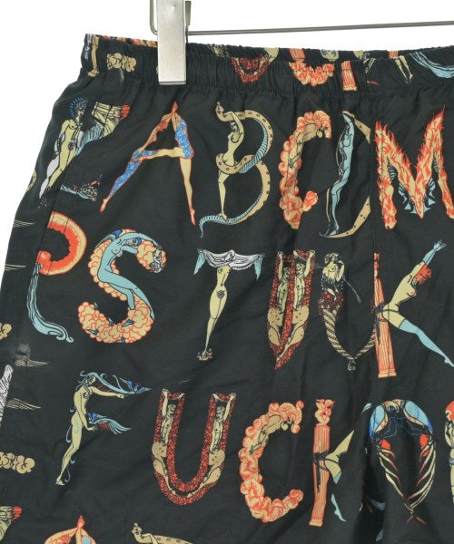 Supreme กางเกงขาสั้น