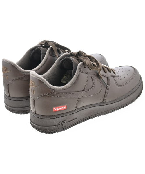 Supreme รองเท้าผ้าใบ