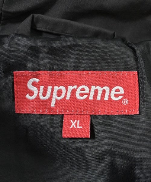 Supreme เสื้อพาร์กาภูเขา