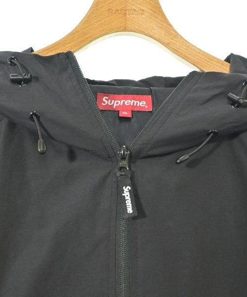 Supreme เสื้อพาร์กาภูเขา