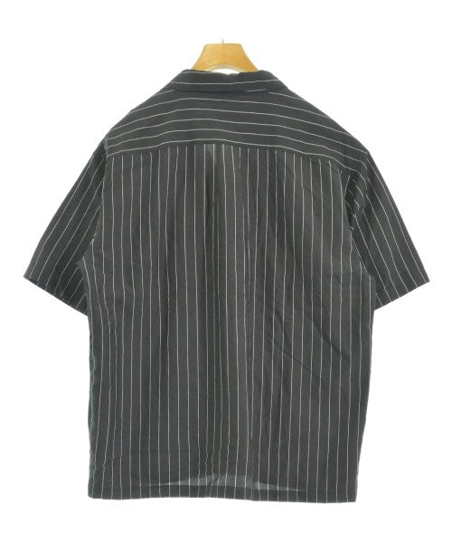 Supreme เสื้อลำลอง