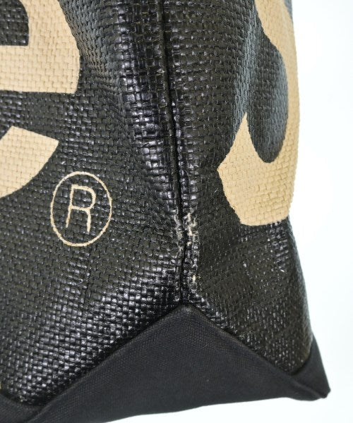 Supreme กระเป๋าถือขนาดใหญ่