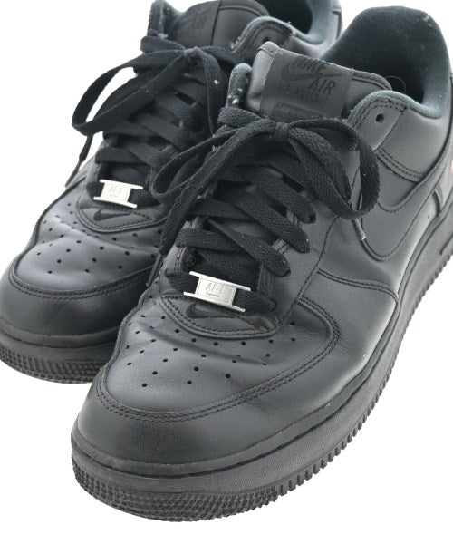 Supreme รองเท้าผ้าใบ