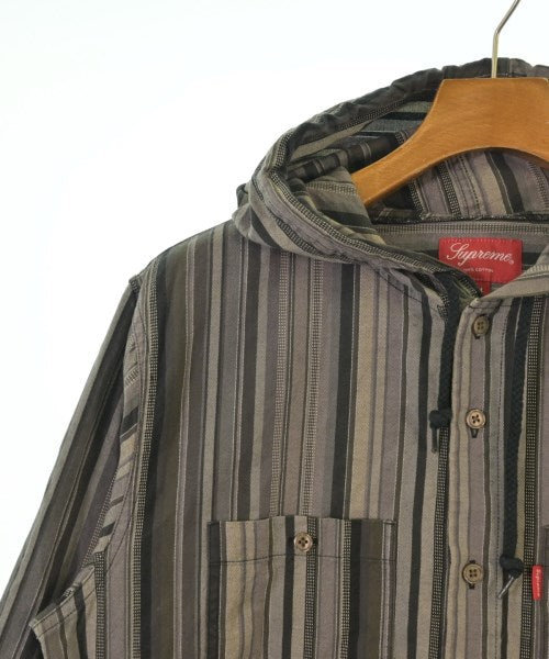 Supreme เสื้อลำลอง