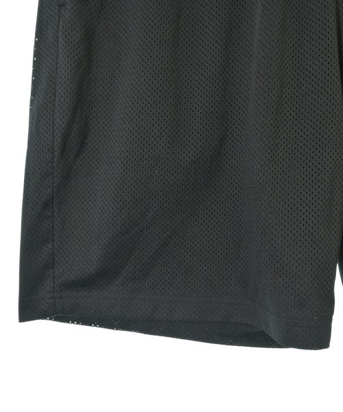 Supreme กางเกงขาสั้น