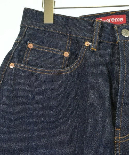 Supreme กางเกงขาสั้น