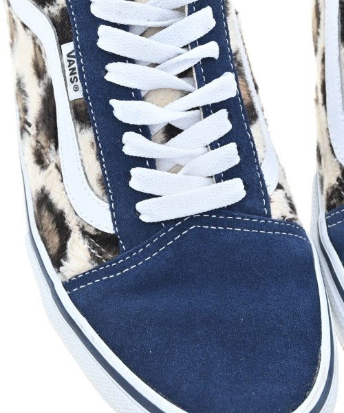 Supreme รองเท้าผ้าใบ