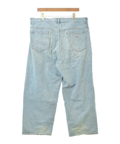 Supreme ยีนส์