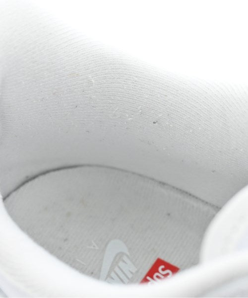 Supreme รองเท้าผ้าใบ