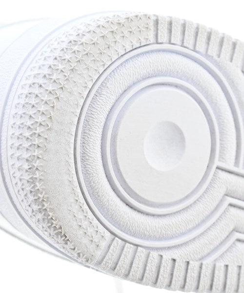 Supreme รองเท้าผ้าใบ