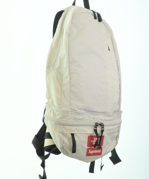Supreme เป้สะพายหลัง