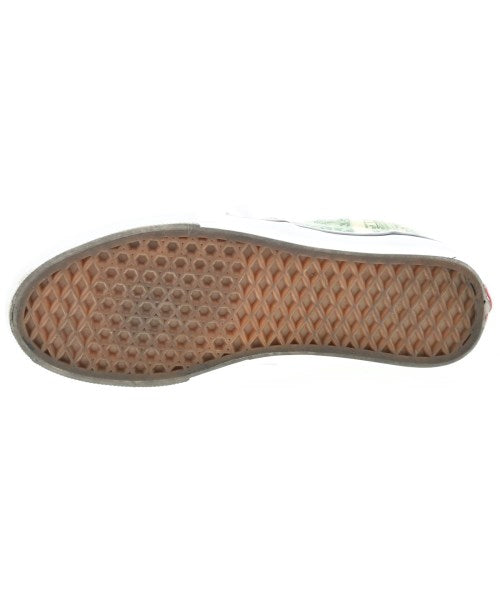 Supreme รองเท้าผ้าใบ