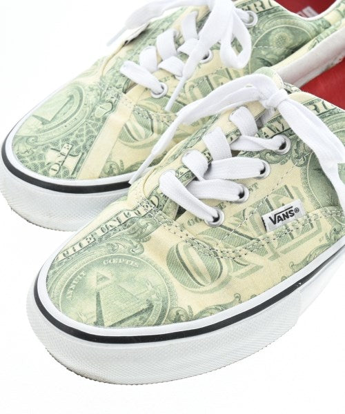 Supreme รองเท้าผ้าใบ