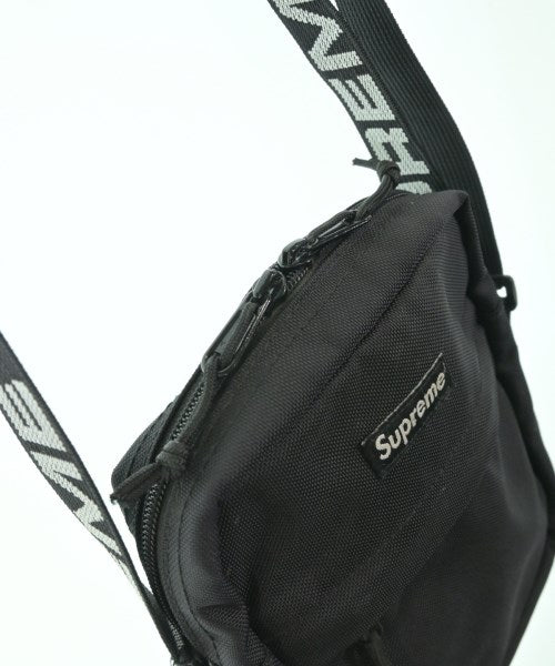 Supreme กระเป๋าสะพาย