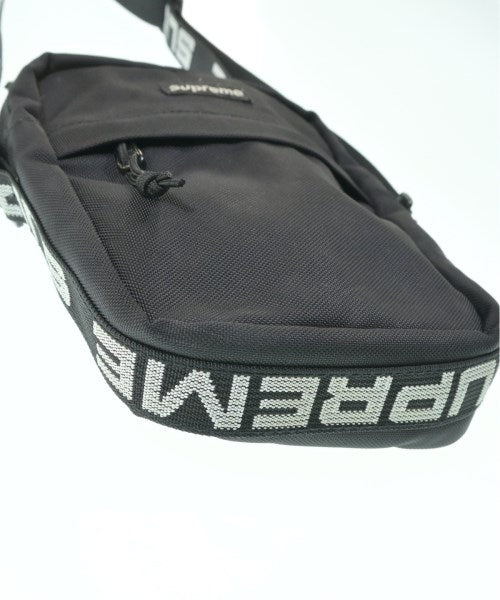 Supreme กระเป๋าสะพาย