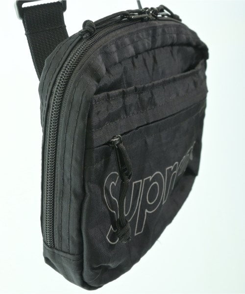 Supreme กระเป๋าสะพาย