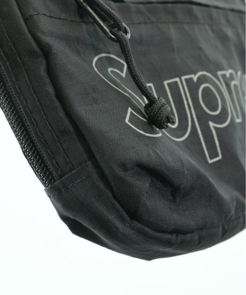 Supreme กระเป๋าสะพาย