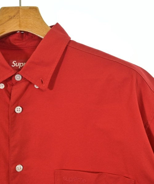 Supreme เสื้อลำลอง