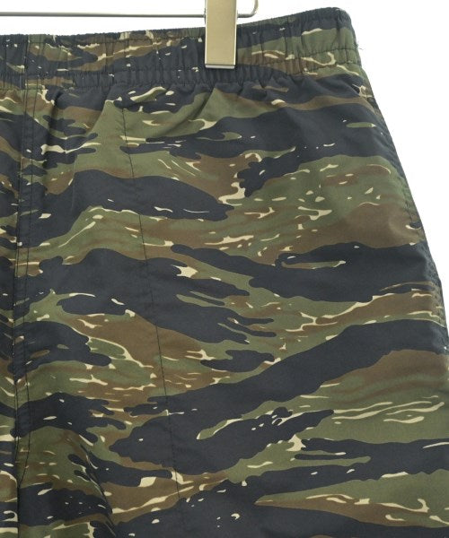 Supreme กางเกงขาสั้น