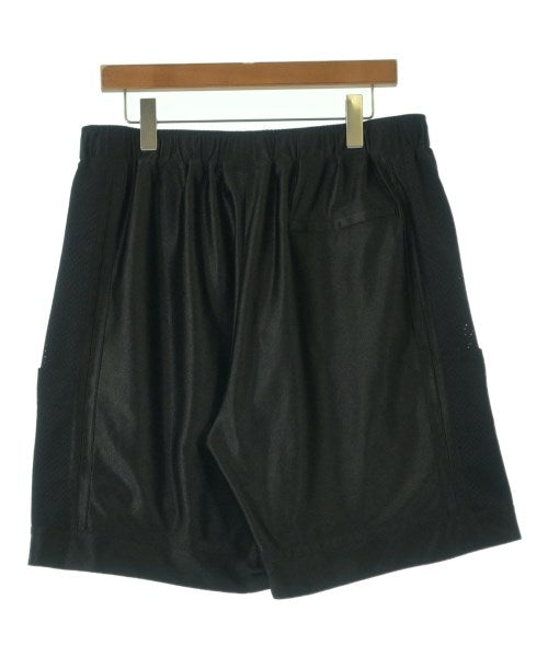 Supreme กางเกงขาสั้น