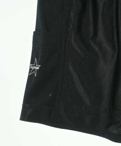 Supreme กางเกงขาสั้น