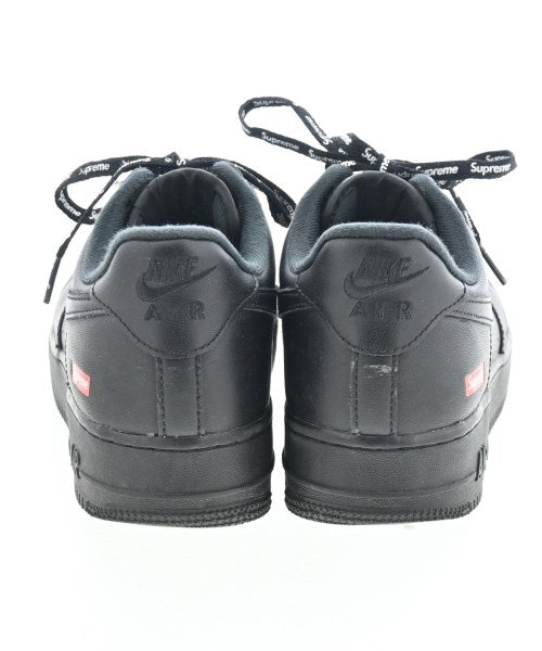 Supreme รองเท้าผ้าใบ