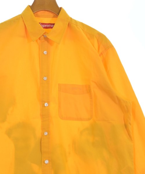 Supreme เสื้อลำลอง