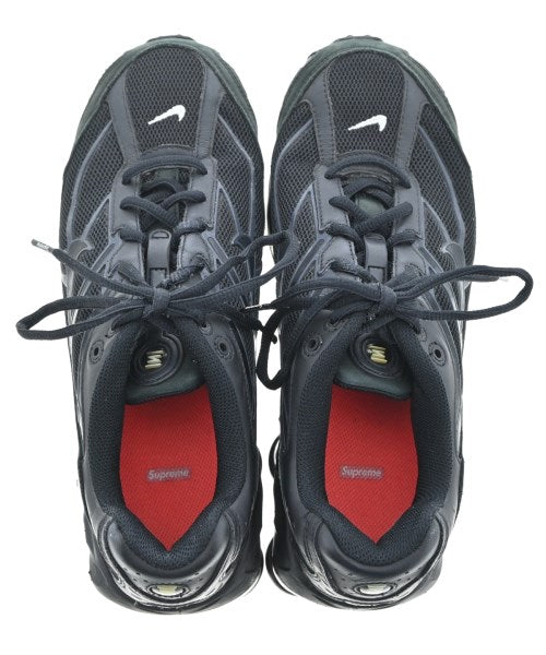 Supreme รองเท้าผ้าใบ