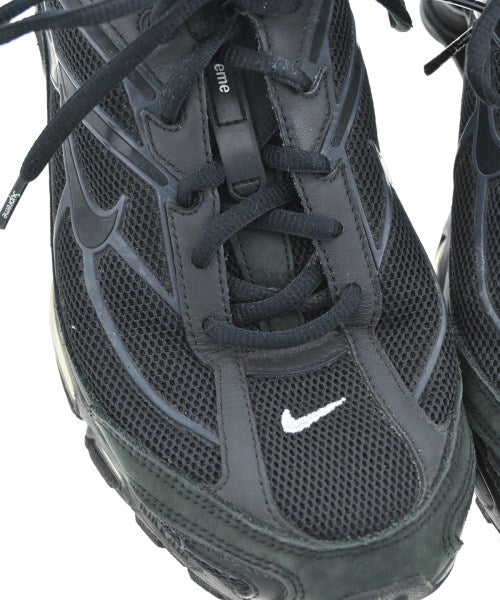 Supreme รองเท้าผ้าใบ