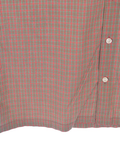 Supreme เสื้อลำลอง