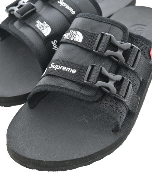 Supreme รองเท้าแตะ