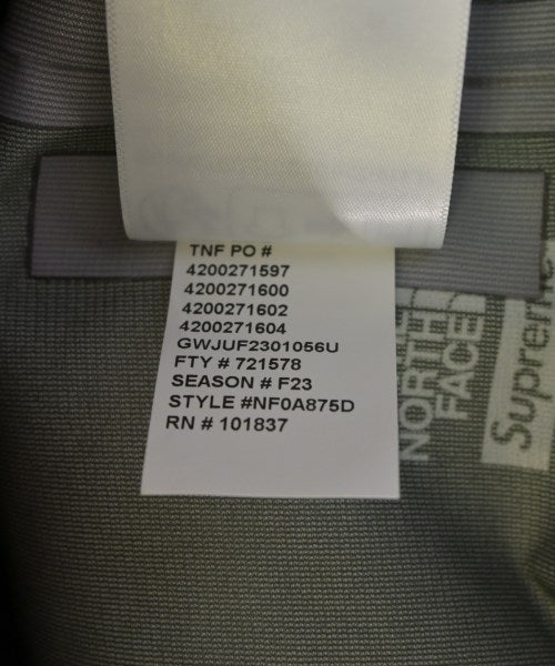Supreme เสื้อพาร์กาภูเขา