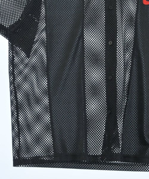 Supreme เสื้อลำลอง