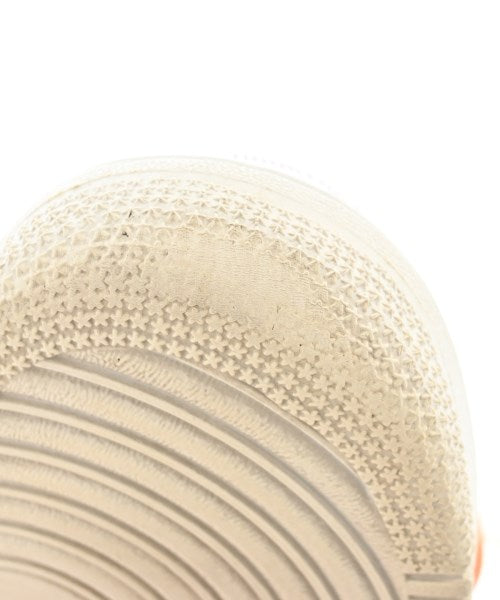 Supreme รองเท้าผ้าใบ