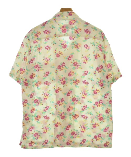 Supreme เสื้อลำลอง