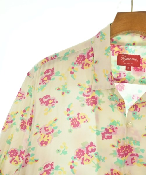 Supreme เสื้อลำลอง