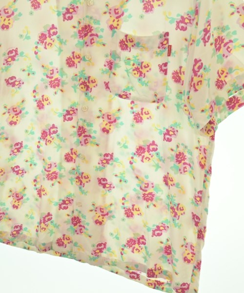 Supreme เสื้อลำลอง