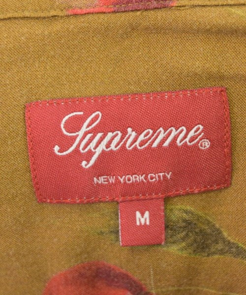 Supreme เสื้อลำลอง