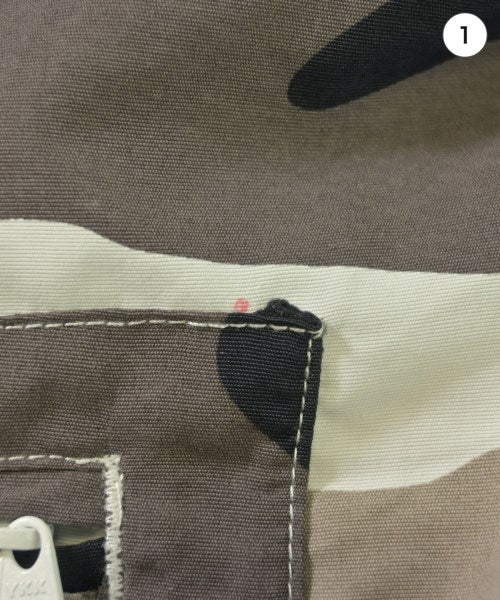 Supreme กางเกงขาสั้น