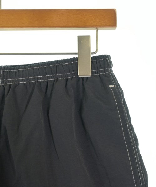 Supreme กางเกงขาสั้น