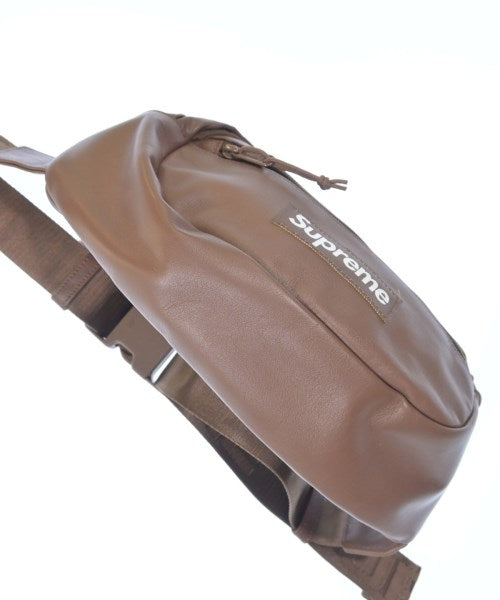 Supreme กระเป๋าสะพาย