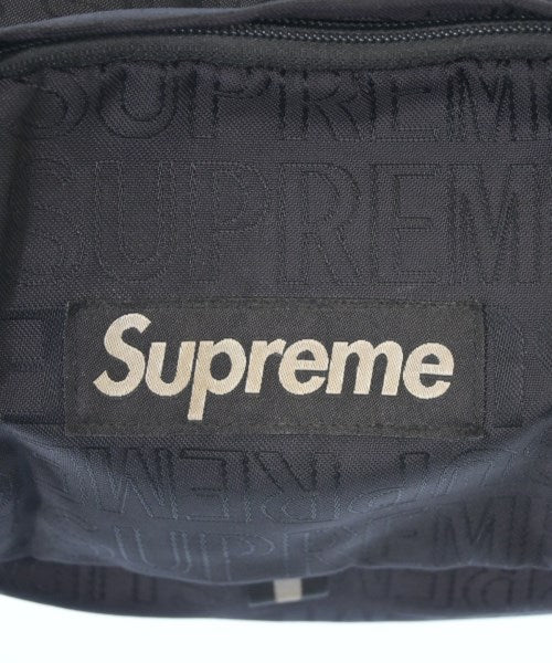Supreme กระเป๋าสะพาย