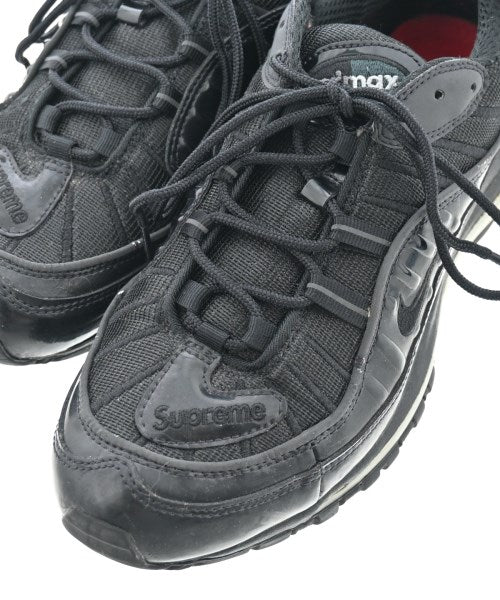 Supreme รองเท้าผ้าใบ