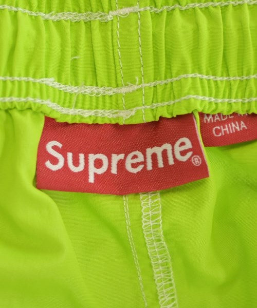 Supreme กางเกงขาสั้น