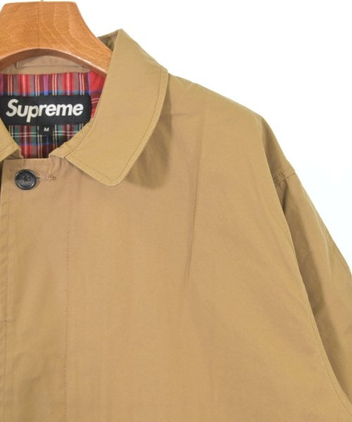 Supreme เสื้อโค้ท