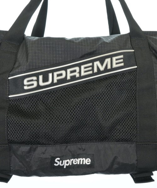 Supreme กระเป๋าสะพาย